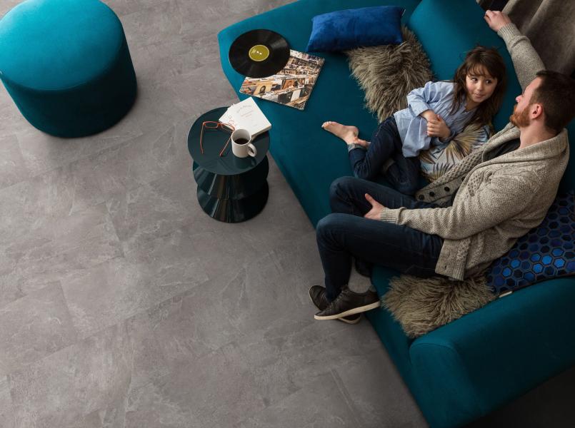 Texline-Vinyl-Roll-Fjord-Light-Grey-Living-Room